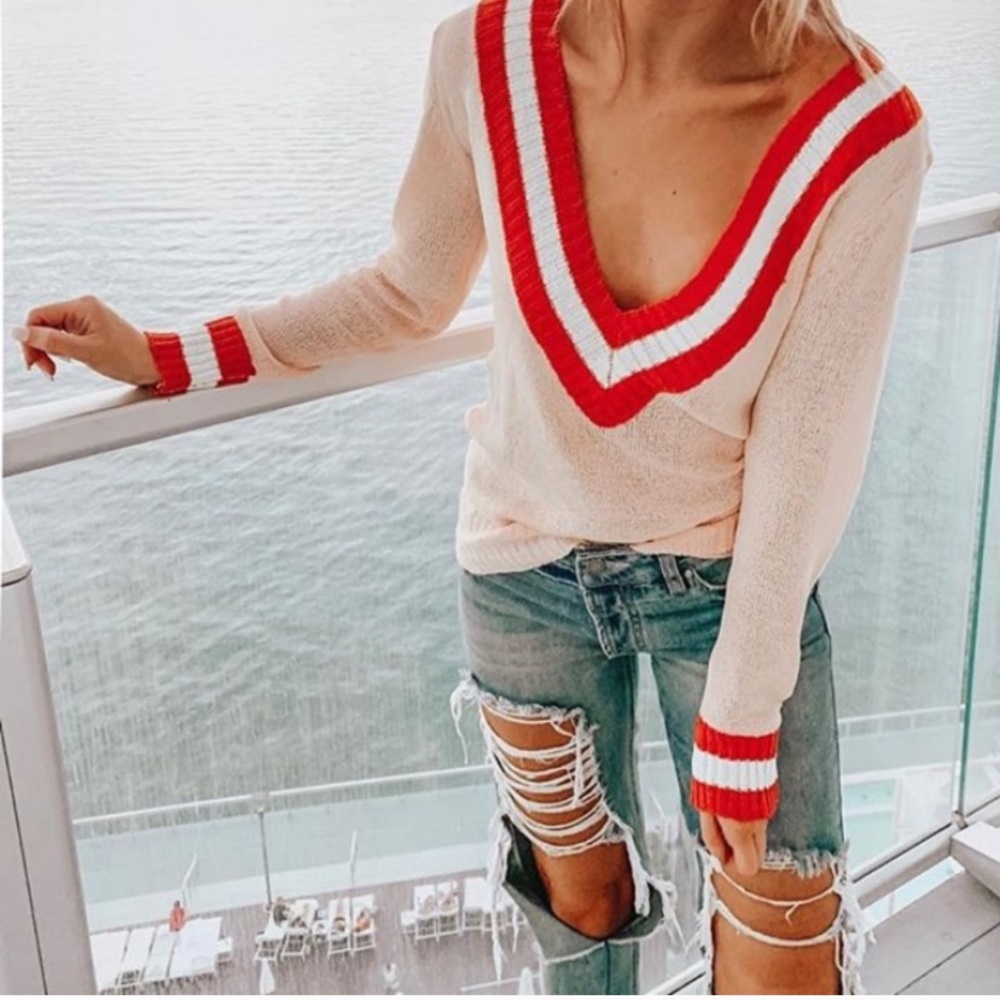 Bobbie V Neck Sweater in Light Pink Multi